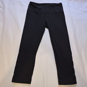 Danskin Black Capri Leggings Size Medium